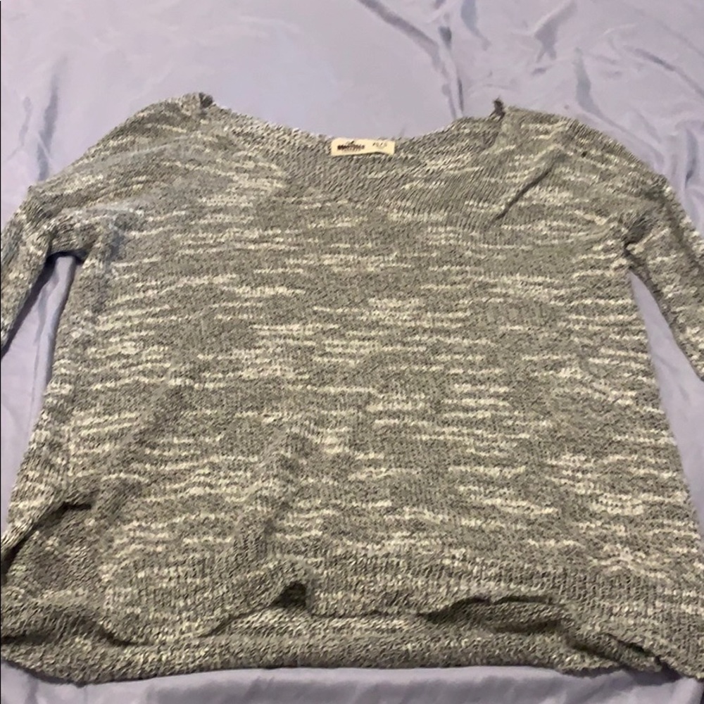 Hollister sweater